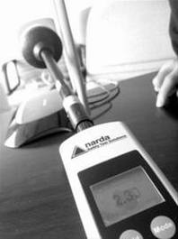 经测试:路由器信号穿墙不会伤人 无线路由器辐射危害