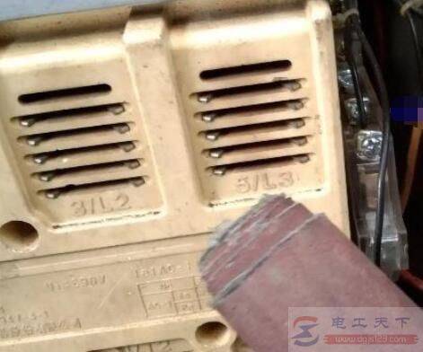 400A接触器频繁故障怎么查找原因?