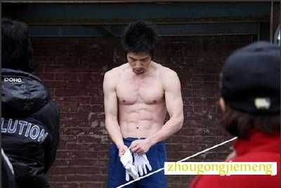 梦见赤身裸体 梦见赤身裸体