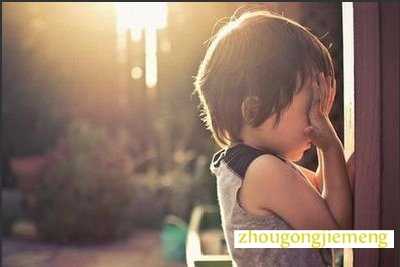 梦见眼睛有灰尘